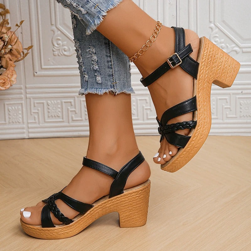 Rebecca - Elegante und Leichte Sandalen