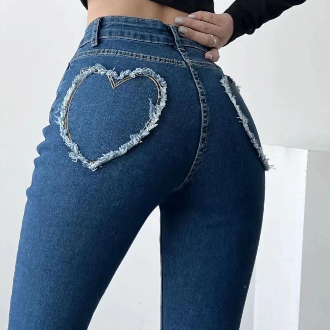 Siena | Jeans mit Herzfransen und Hochbund für einen verspielten Look