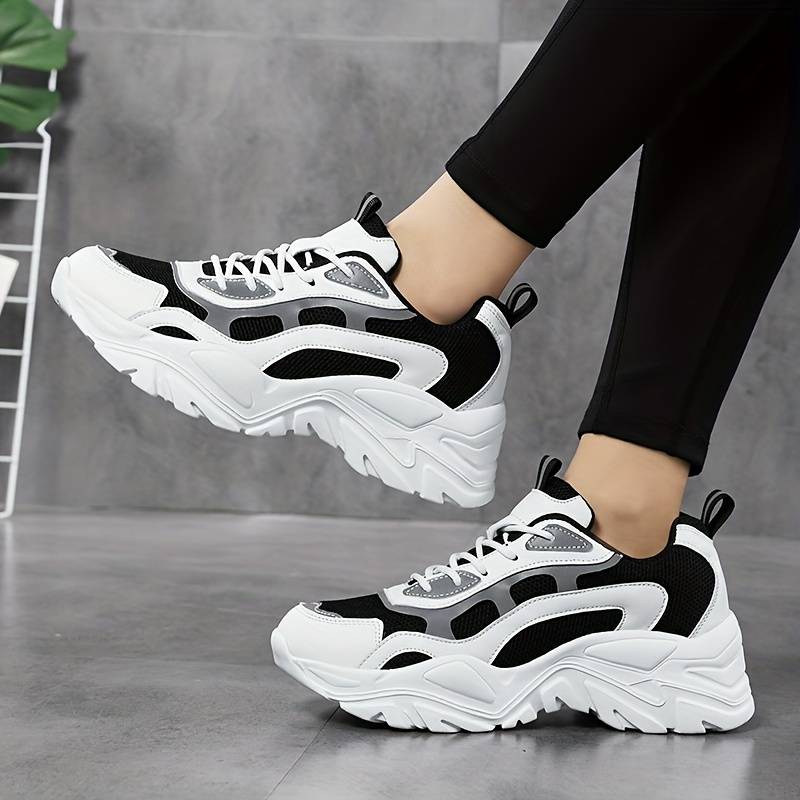 Petra - Reflektierende Sneakers für Frauen