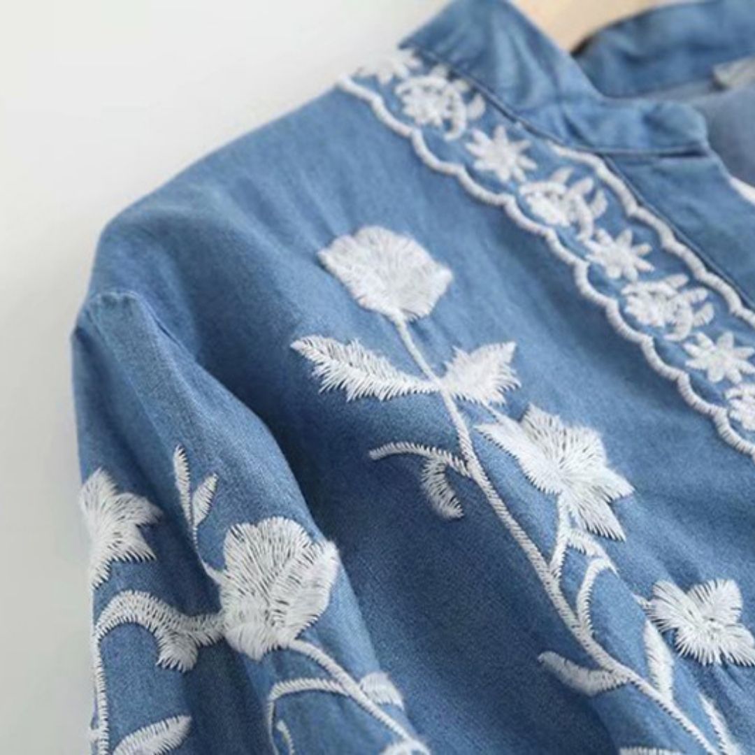 Zephyr | Bestickte Blumenbluse mit Knopfleiste