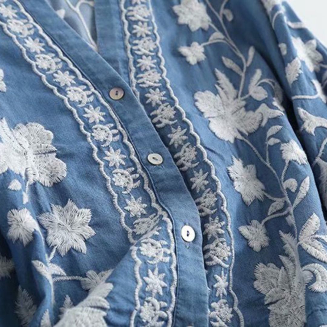 Zephyr | Bestickte Blumenbluse mit Knopfleiste