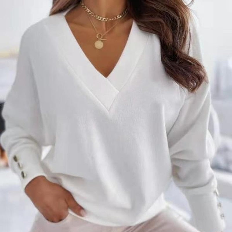 Celestia | Pullover mit Eleganter V-Ausschnitt und Glänzenden Goldknöpfen für Damen
