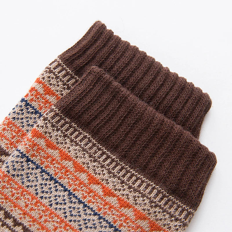 Sigrid | Socken mit Megawärme und skandinavischem Design für alle Jahreszeiten