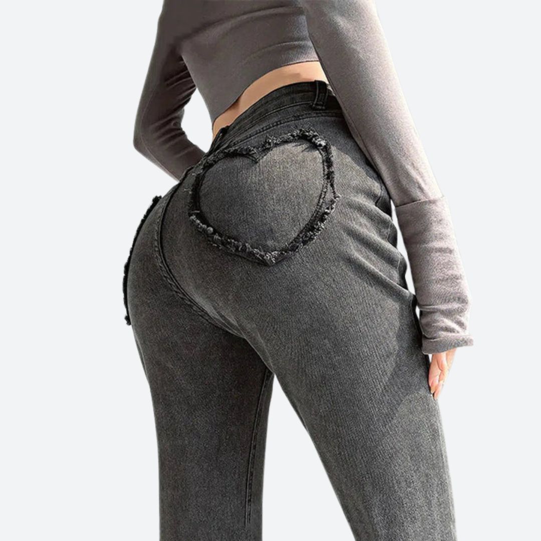 Siena | Jeans mit Herzfransen und Hochbund für einen verspielten Look