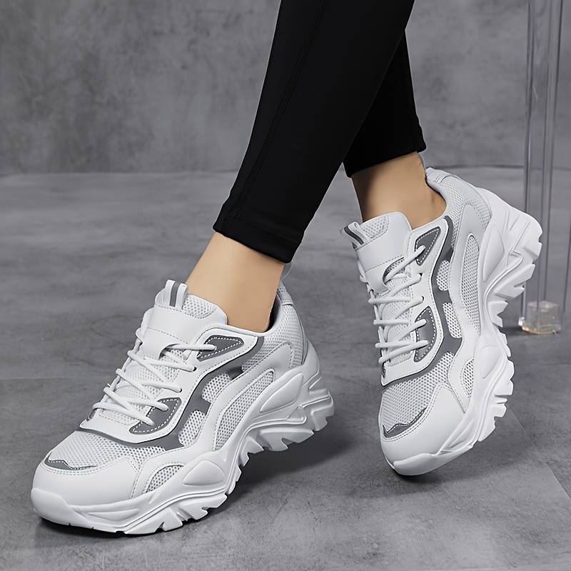 Petra - Reflektierende Sneakers für Frauen