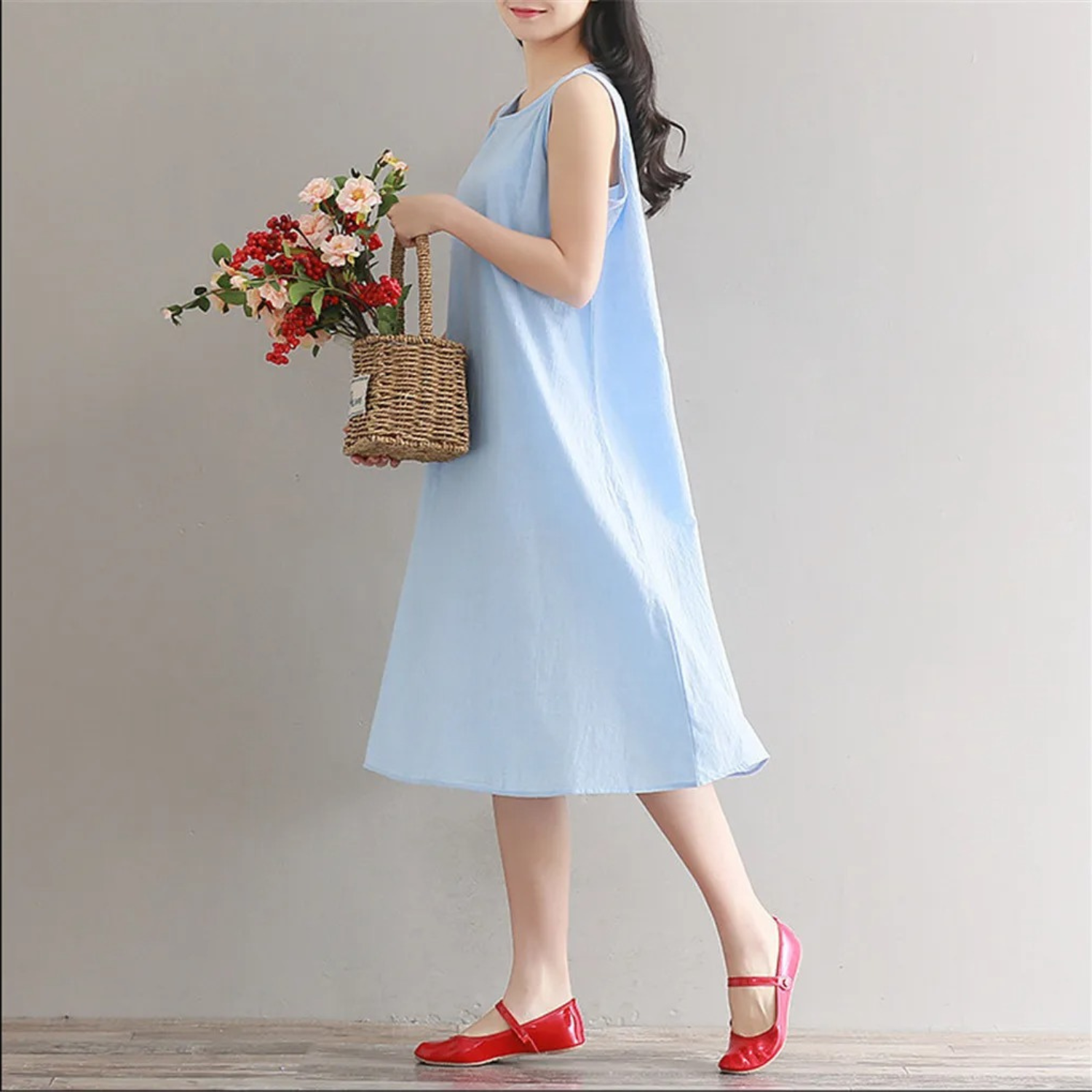 VIDA Rotes einfaches Rundhals LeinenKleid
