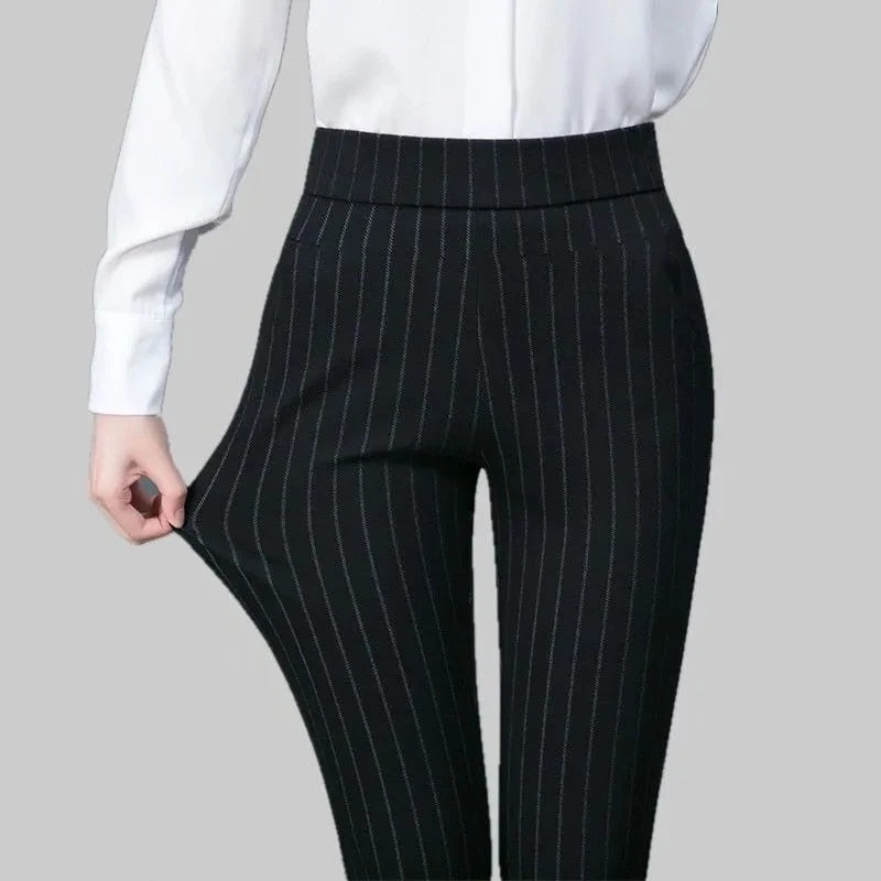 Liora | Stretchhose mit Atmungsaktivem Stoff und Unterstützender Bauchpartie für Frauen