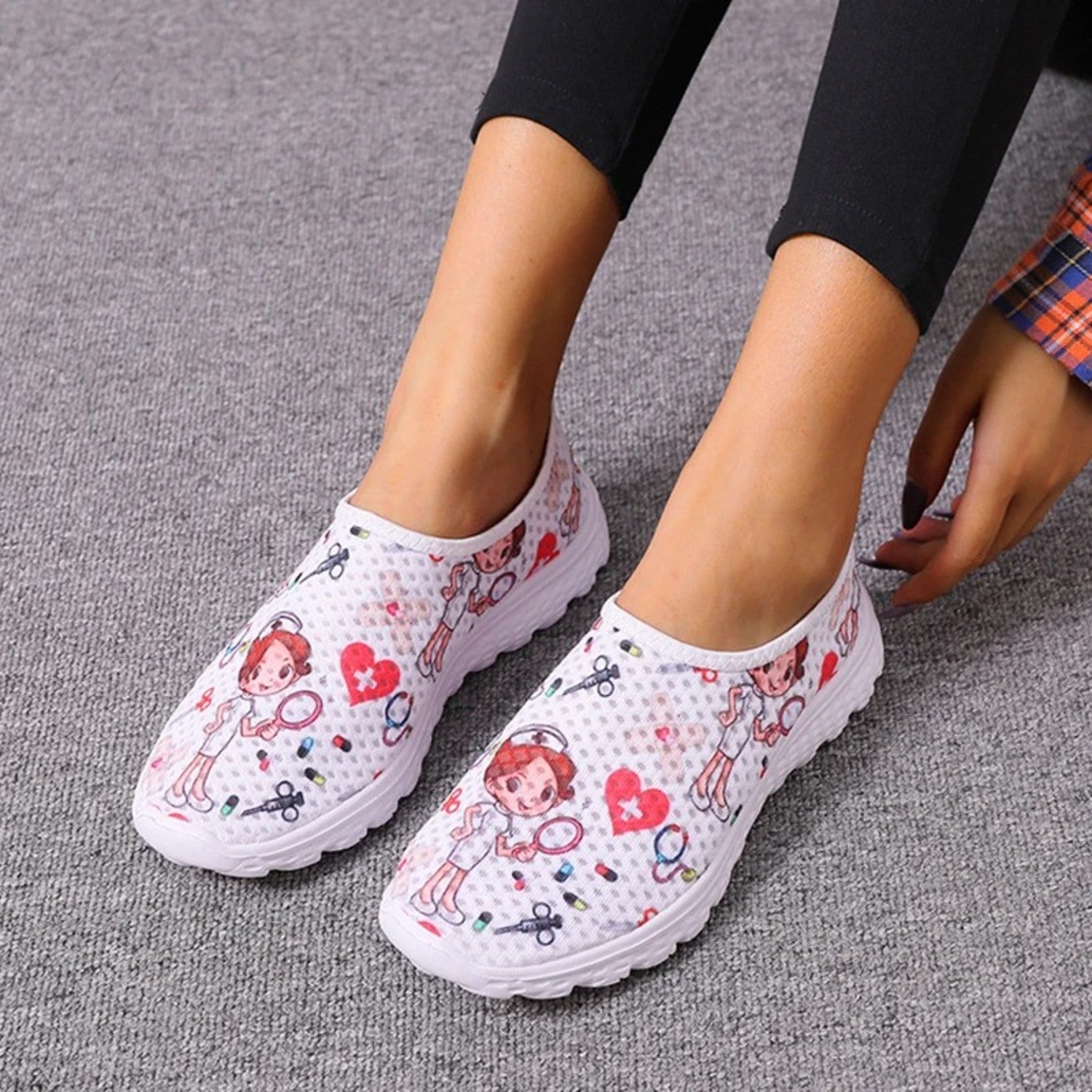 VIDA Hohl Design Cartoon Druck Damen loafer