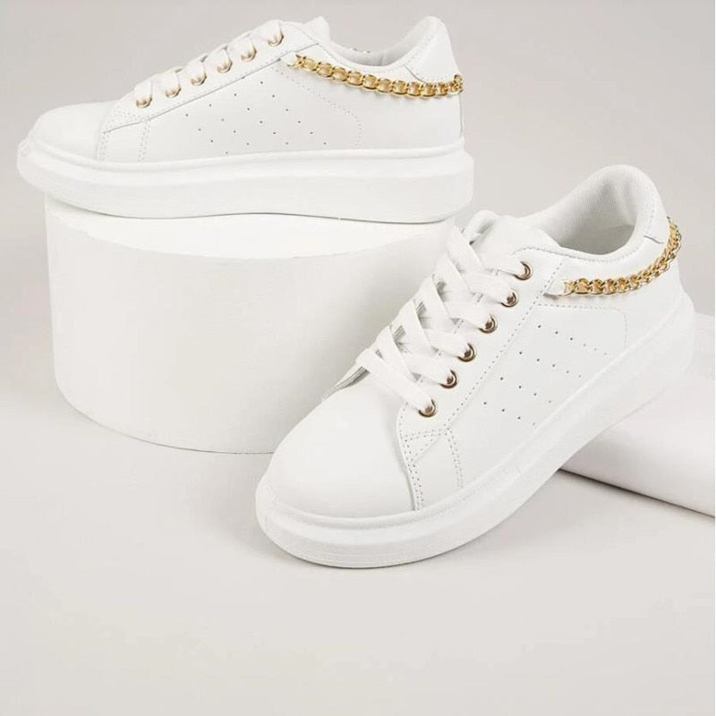 Fifi - Lässige Sneaker mit Kette