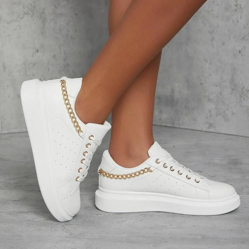 Fifi - Lässige Sneaker mit Kette