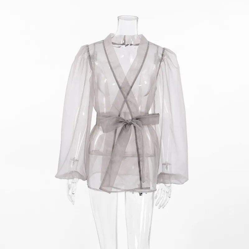 Zephyr | Durchsichtige Organza-Bluse mit Bindegürtel