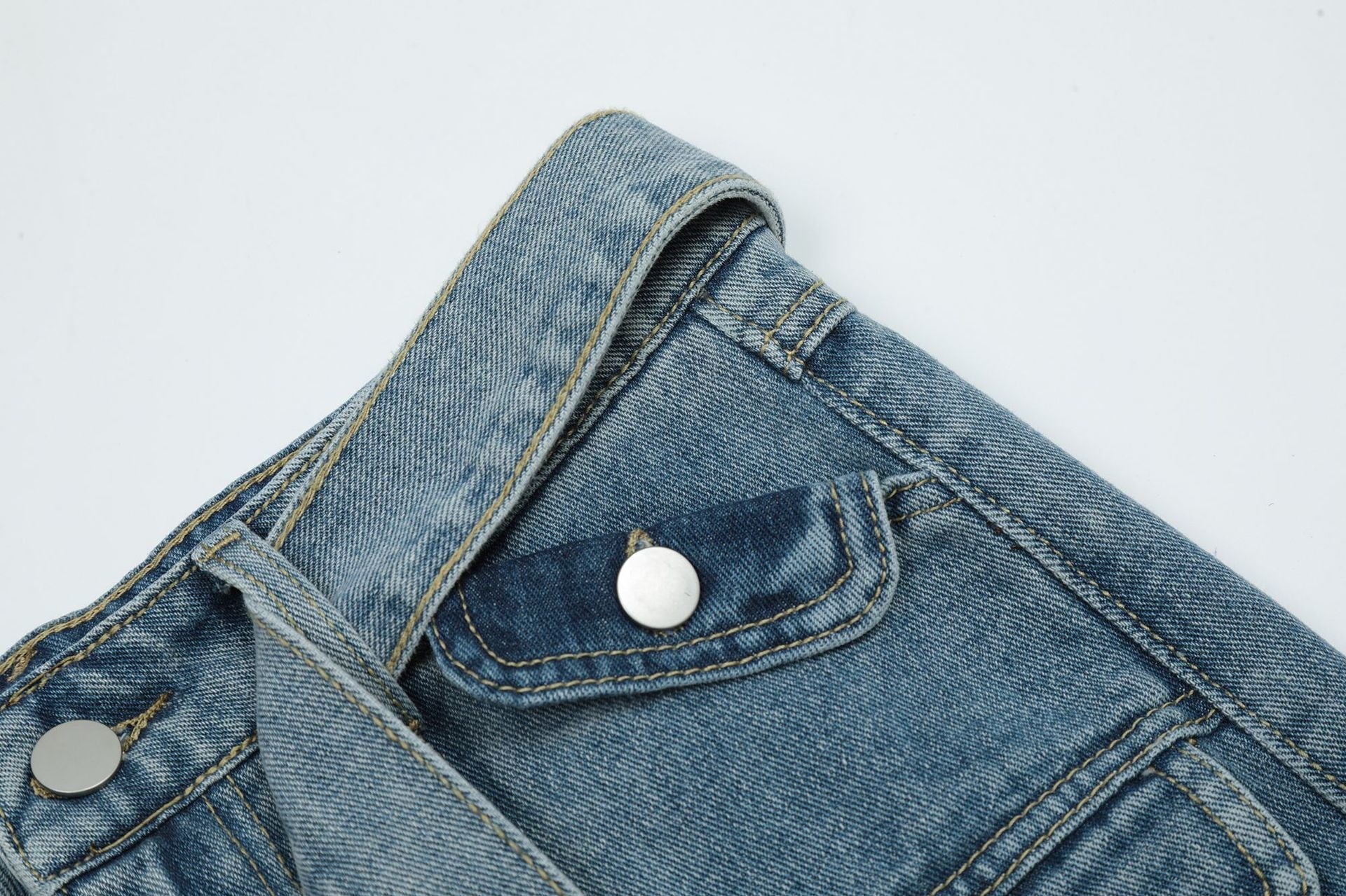 Livia | Denim-Rock mit Praktischen Taschen und Modernem Design für Frauen