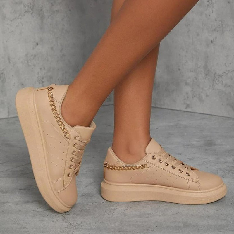 Fifi - Lässige Sneaker mit Kette