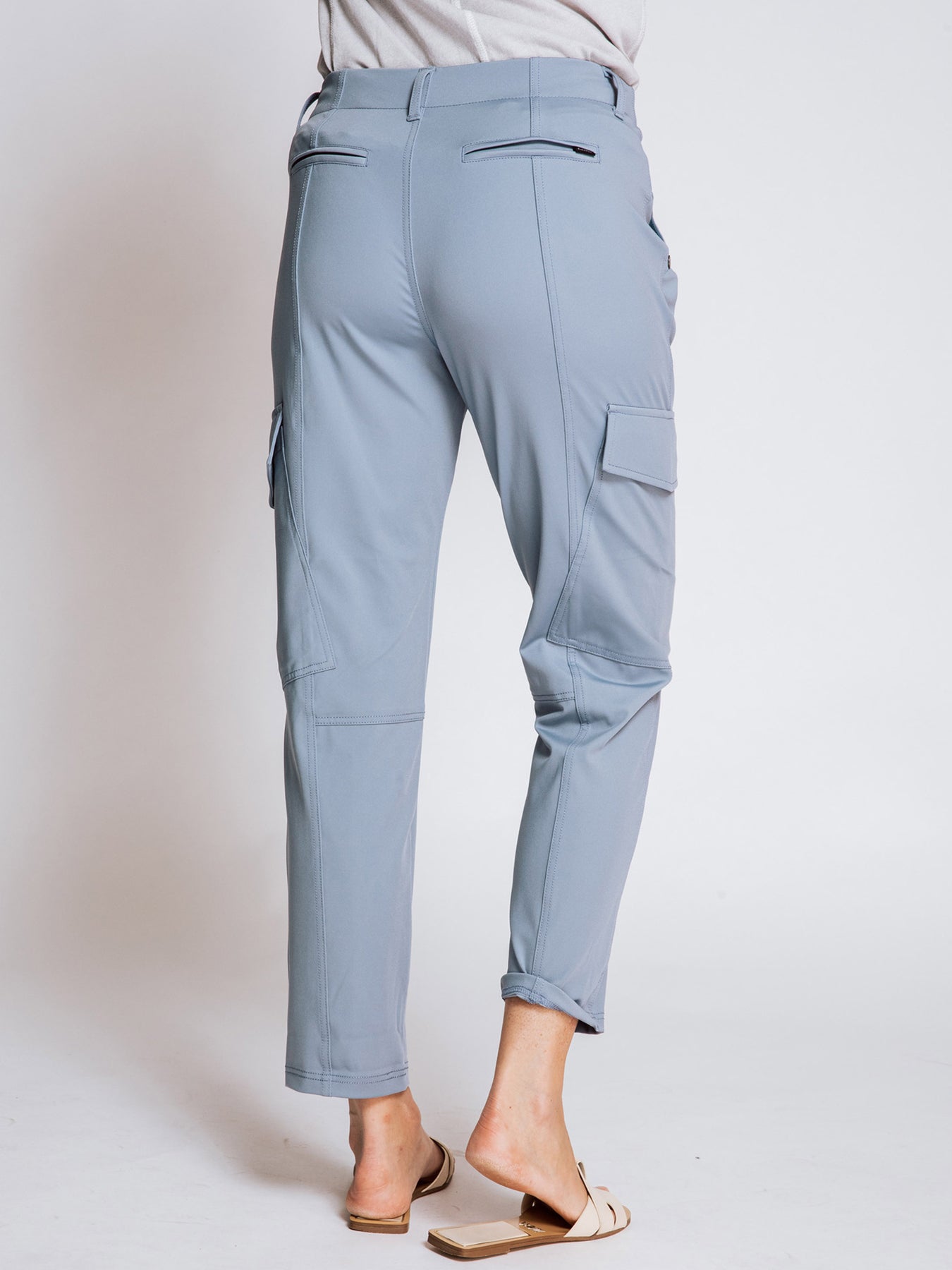 Lunaria | Hose mit Modernem Schnitt und Praktischen Taschen für Frauen