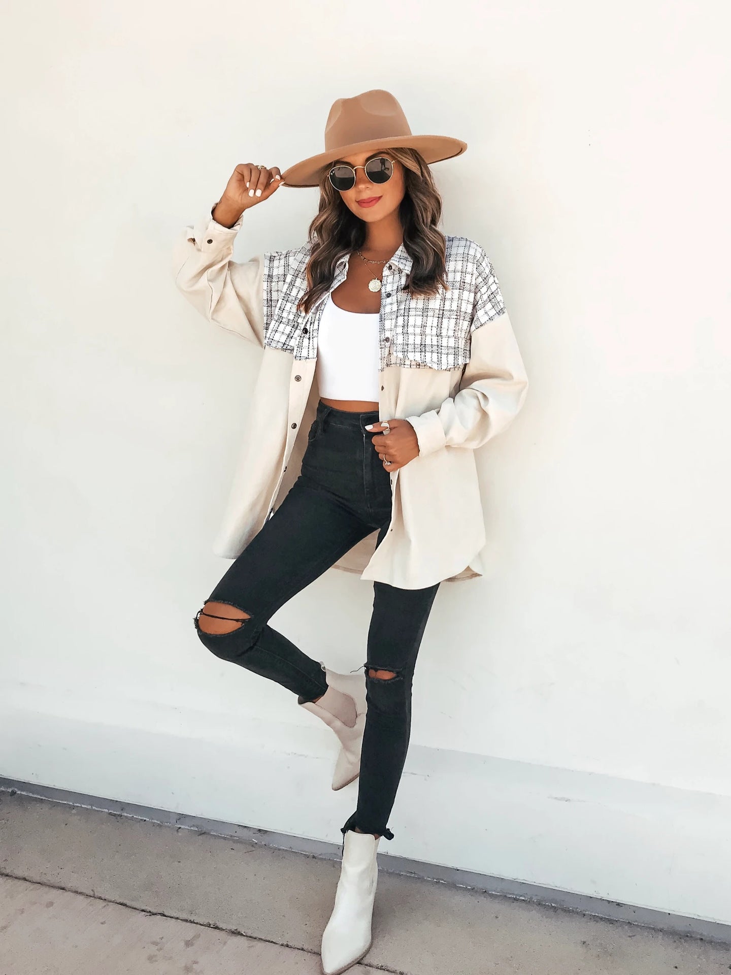 Livia | Damenjacke mit Eleganter Cordstruktur und Praktischen Taschen für Den Alltag