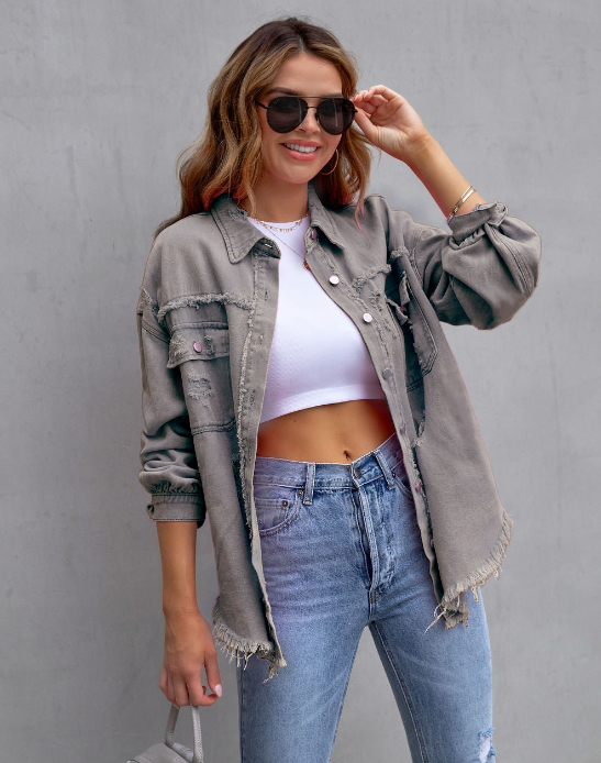 Zahara | Denimjacke mit Zerrissenen Details und Lässiger Passform für Frauen