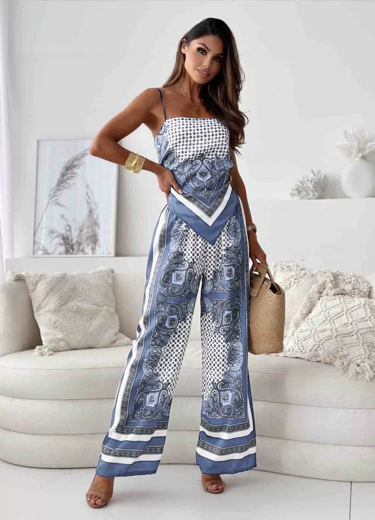 Celestia | Set mit Rückenfreiem Design und Eleganter Hose für den Sommer