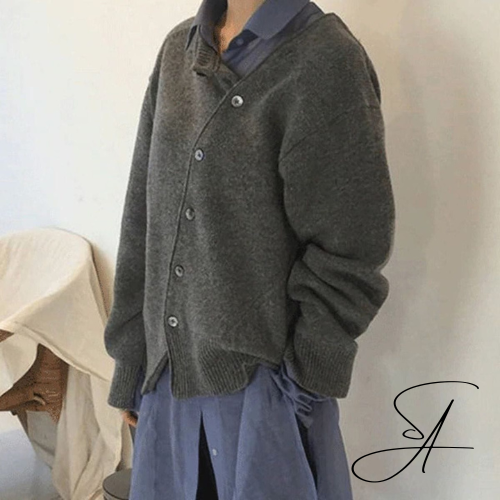 Livia | Wickel-Cardigan mit Asymmetrischen Knopfdetails und Komfortablem Material für Frauen