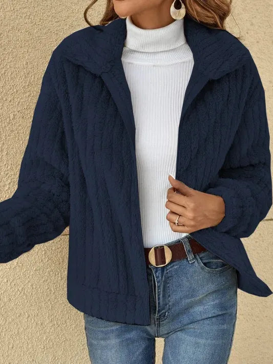 Celestia | Jacke mit Eleganter Passform und Einzigartigem Reißverschluss für Damen