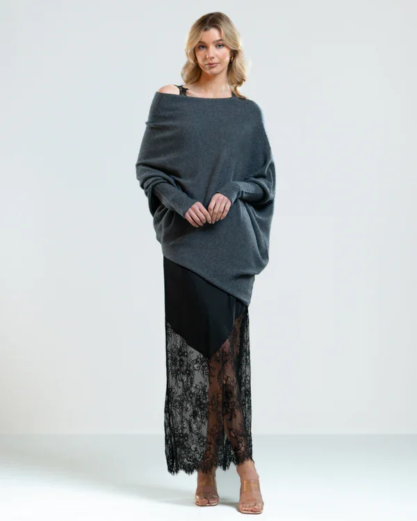 Celestia | Pullover mit Asymmetrischem Design und Atmungsaktivem Stoff für Frauen