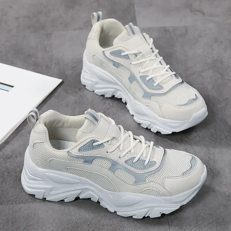 Petra - Reflektierende Sneakers für Frauen