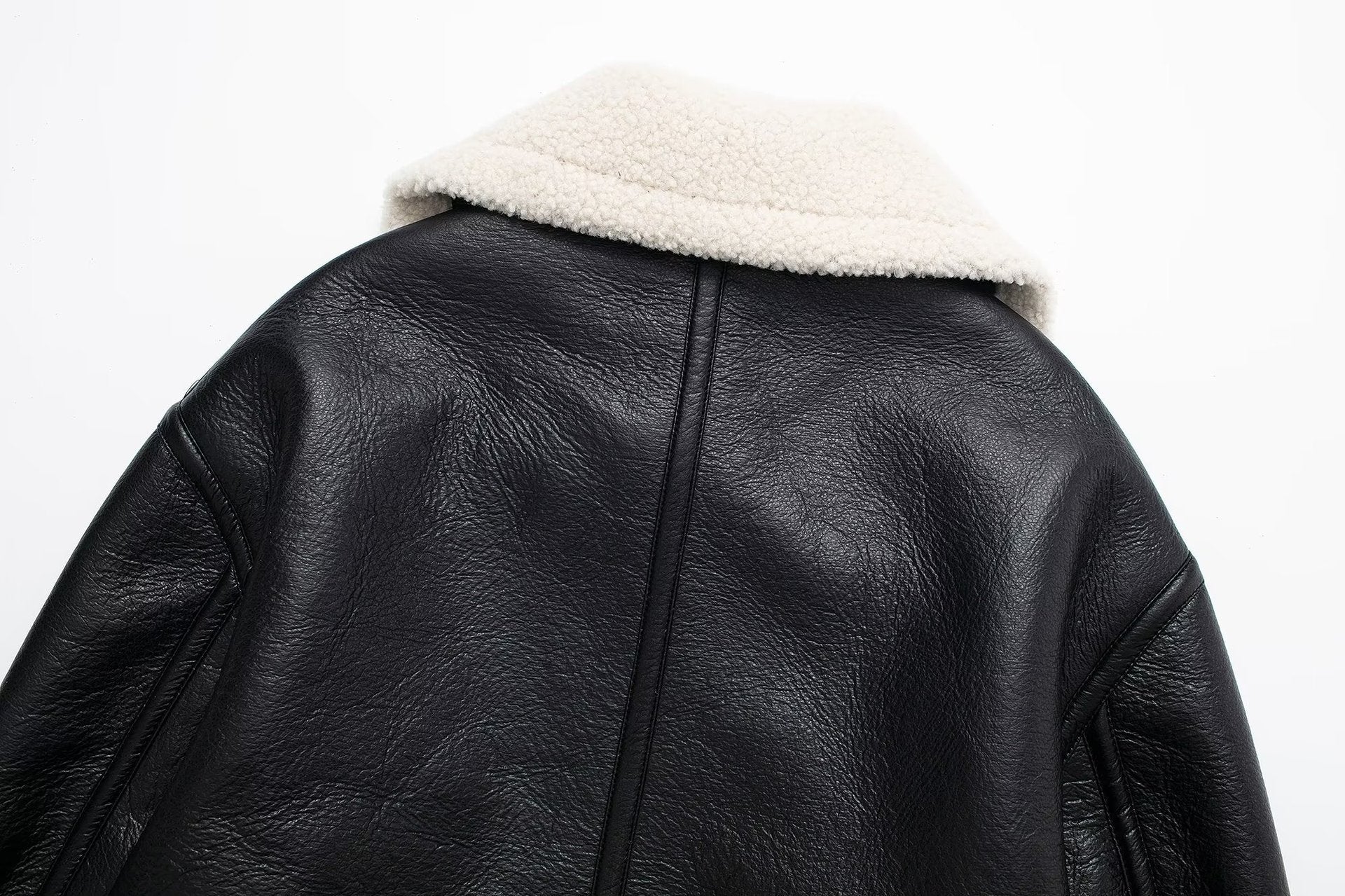 Celestia | Damenjacke mit Eleganter Schnittführung und Tierfreundlichem Material für Vielseitige Anlässe