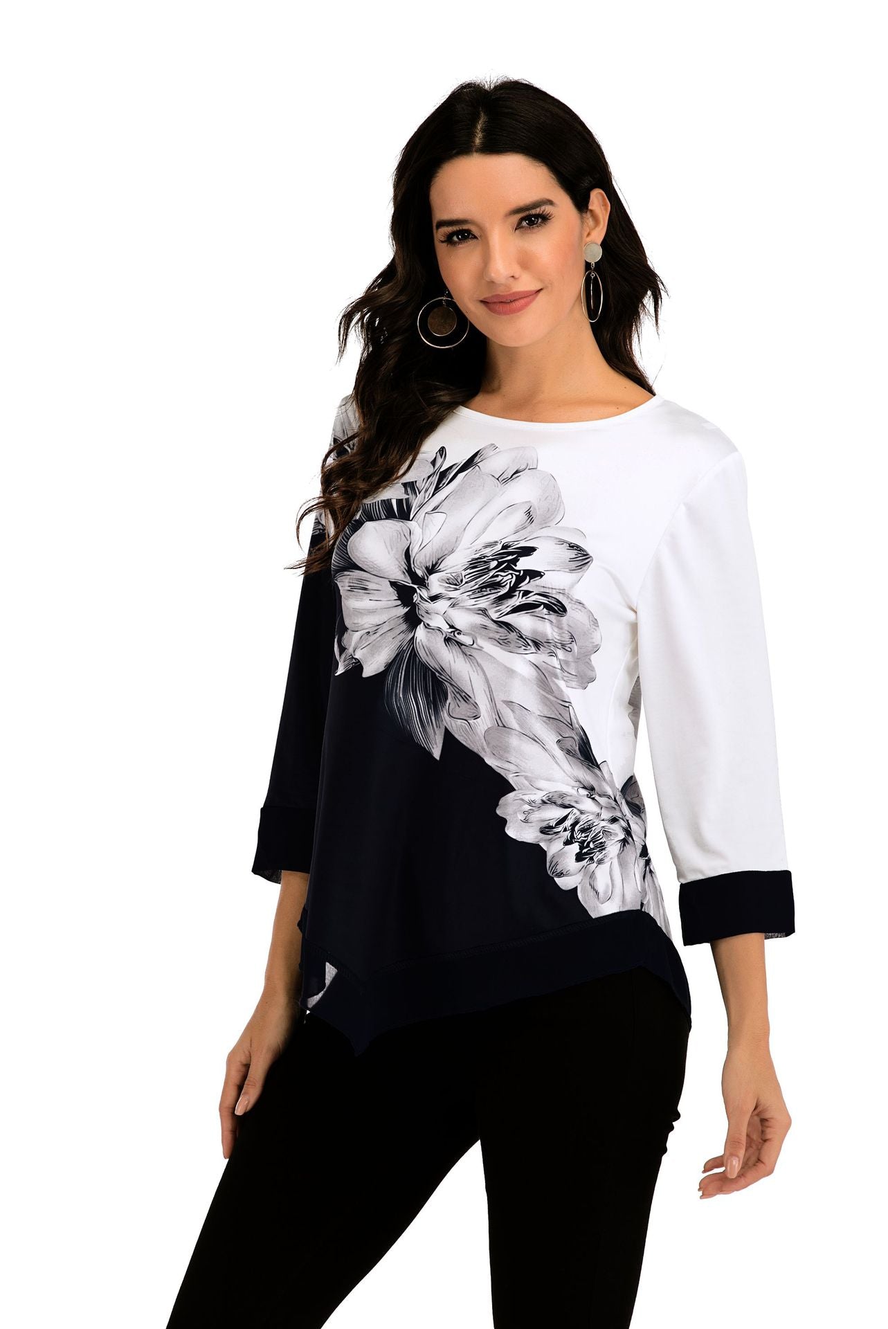 Livia | Bluse mit Eleganter Leichtigkeit und Unregelmäßigem Saum für Damen