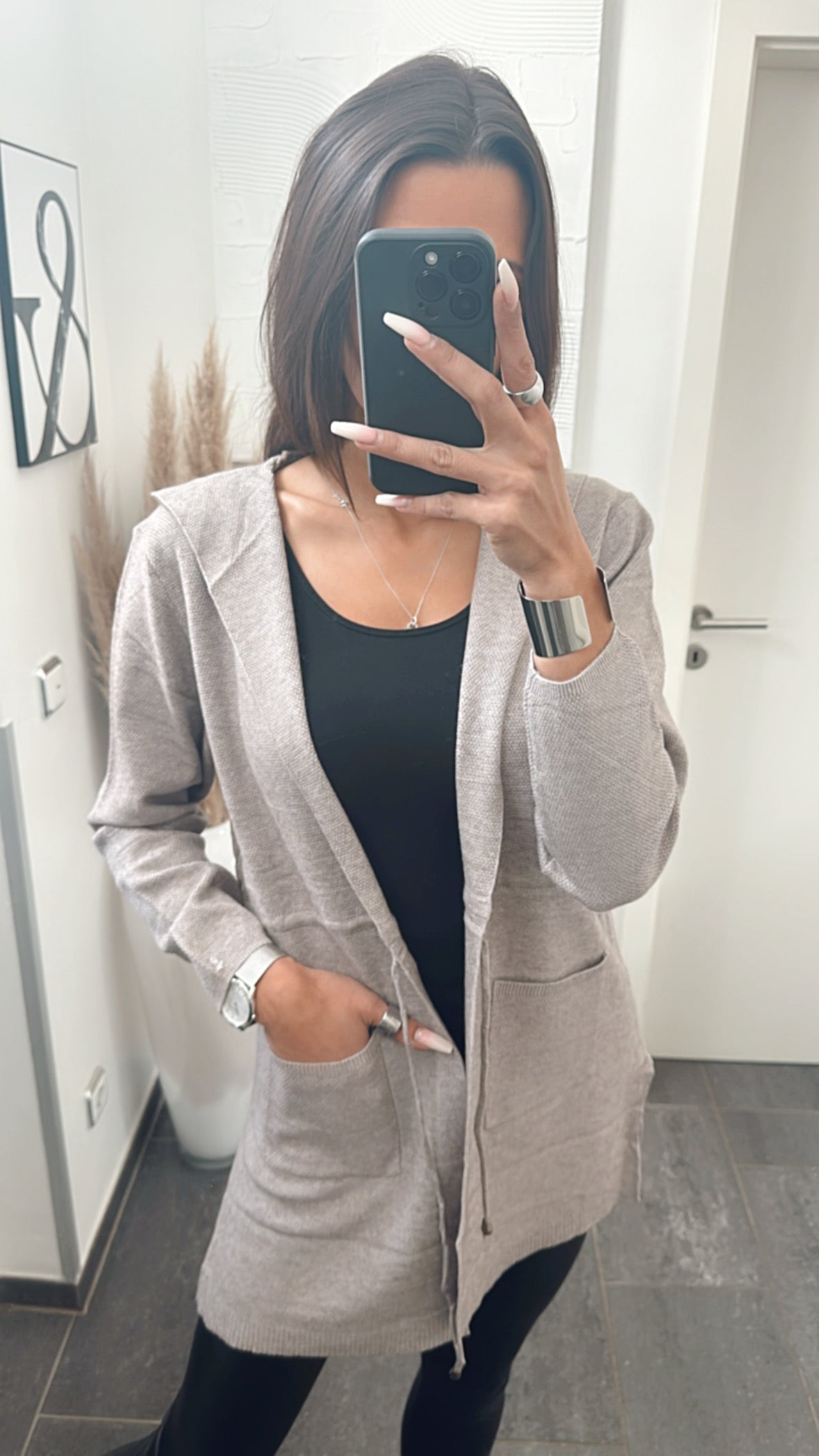 Lia | Jacke mit Leichtem Strickmaterial und Figurbetonter Passform für Damen
