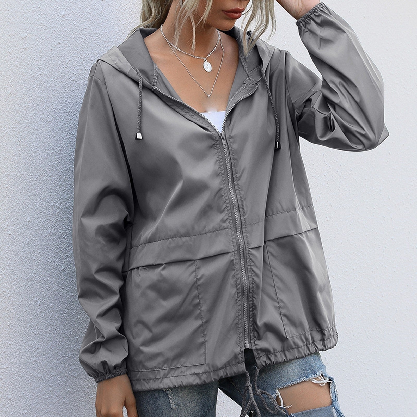 Liora | Regenmantel mit winddichtem Schutz und stilvollem Design für Frauen
