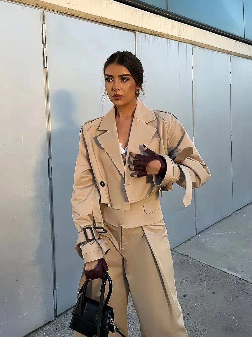 Celina | Kurzjacke mit Eleganter Passform und Hochwertigen Materialien für Frauen
