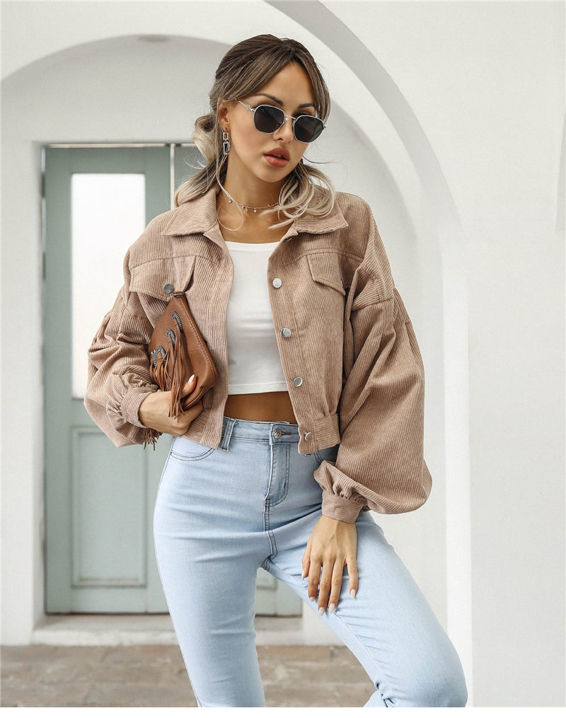 Livia | Übergangsjacke mit Elegantem Samt und Wetterfestem Schutz für Frauen