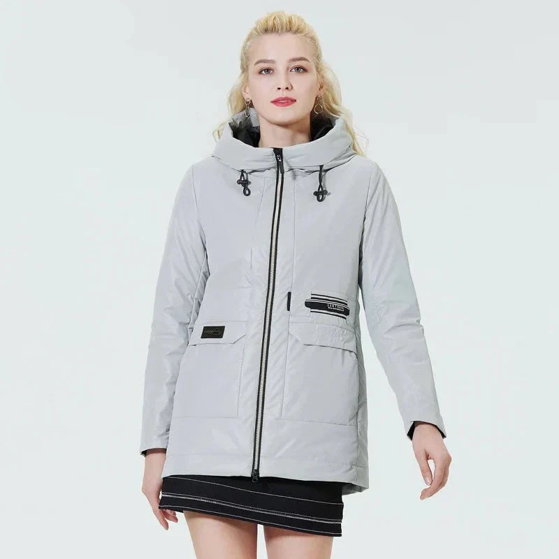 Luna | Kapuzenjacke mit winddichtem Material und gemütlichen Innentaschen für Damen