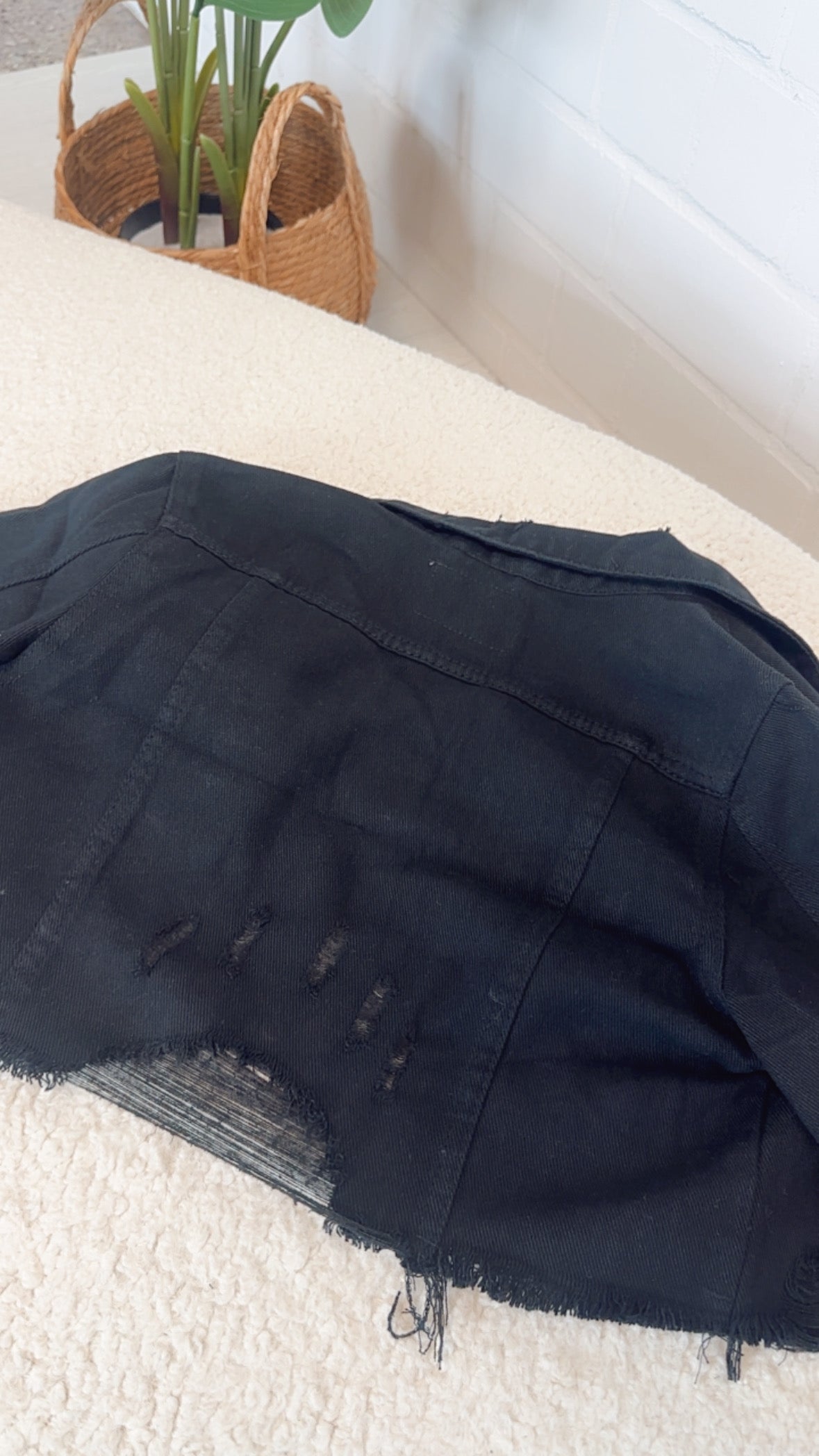 Livia | Jeansjacke mit Lässigem Used-Look und Kurzschnitt für Frauen