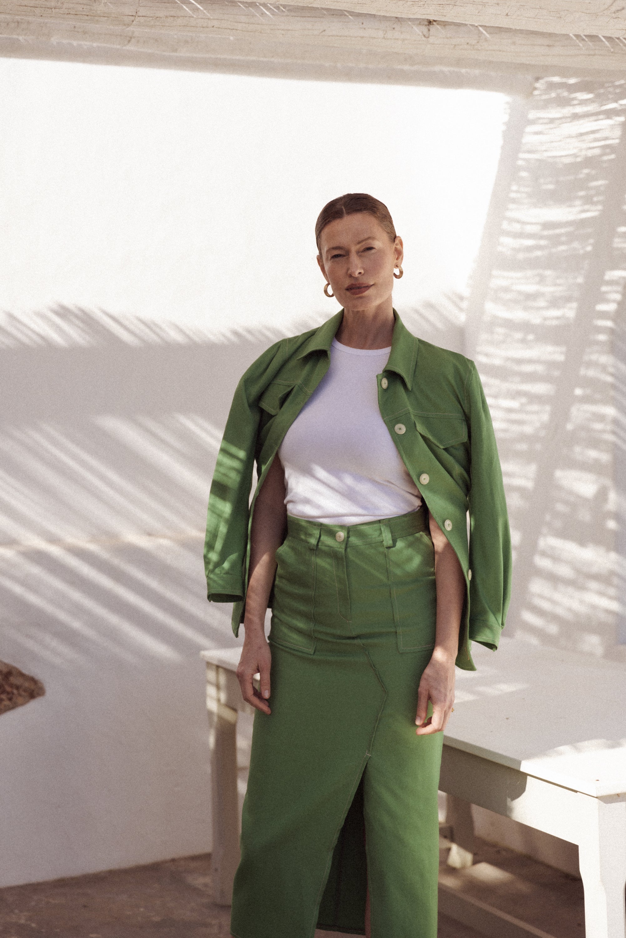 Luna | Jacke mit eleganten Ballonärmeln und kontrastierenden Nähten für Frauen