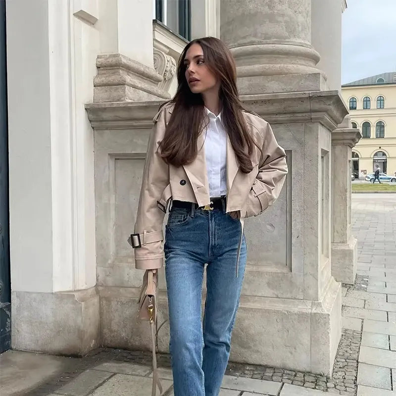 Livia | Designmantel mit Eleganter Passform und Modernem Schnitt für Damen