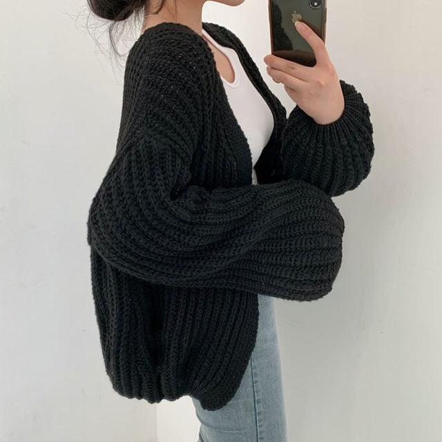 Livia | Langarm Cardigan mit zeitlosem Design und schmeichelnder Passform für Damen