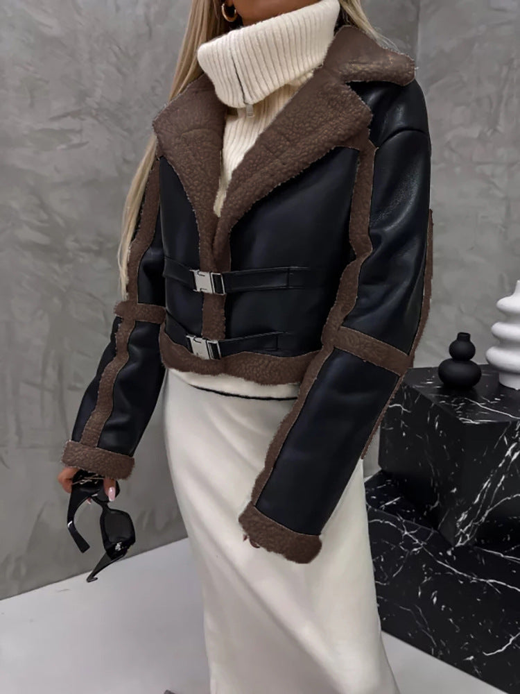 Celestia | Mantel mit Integriertem Fell und Eleganter Silhouette für Damen