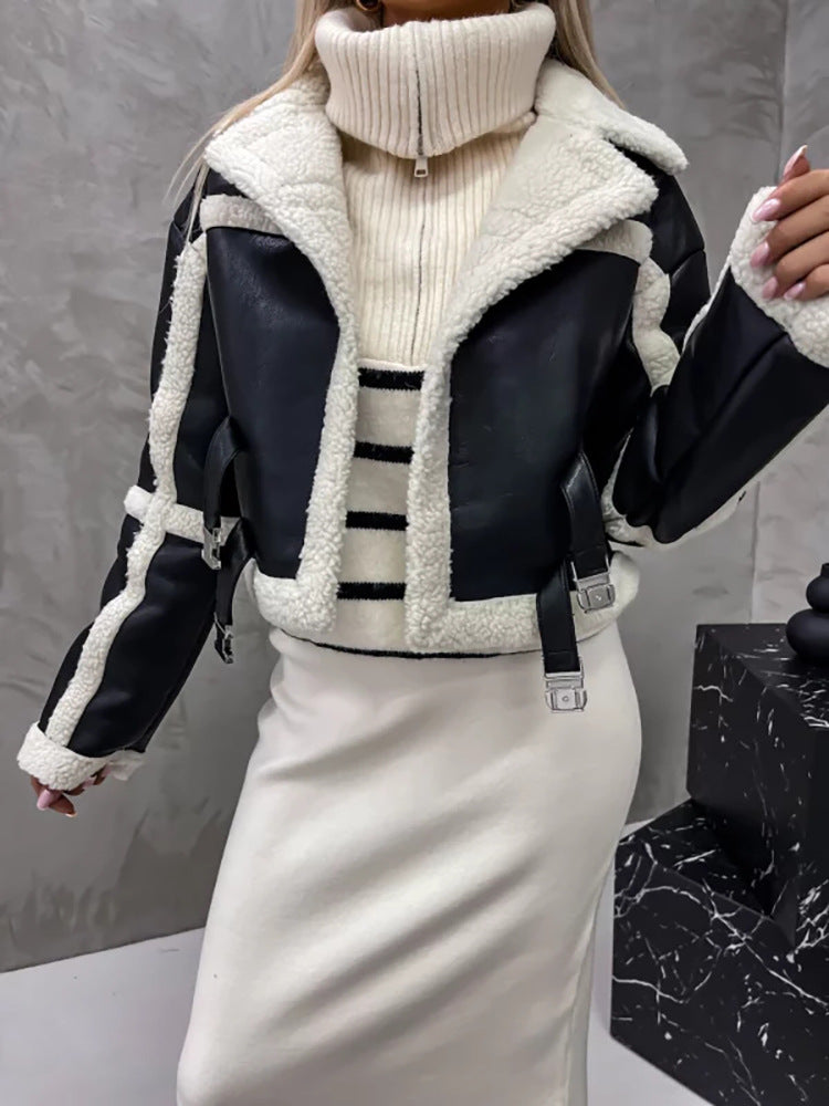 Celestia | Mantel mit Integriertem Fell und Eleganter Silhouette für Damen