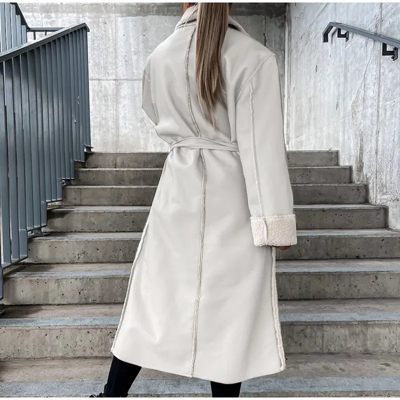 Livia | Lederjacke mit Reverskragen und Kunstpelzfutter für Damen