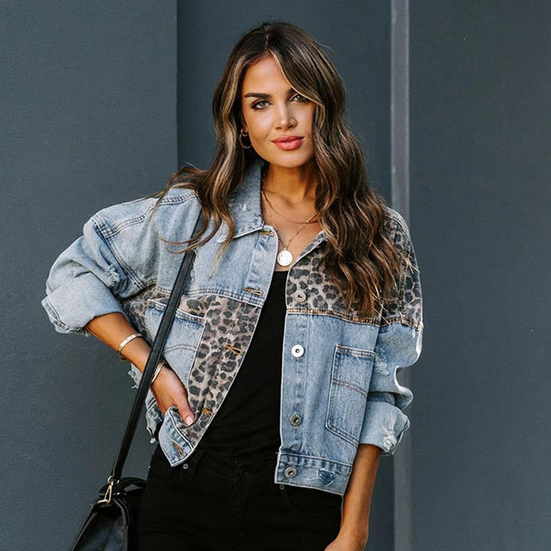 Leona | Jeansjacke mit Leopardenmuster und Silberknöpfen für Damen