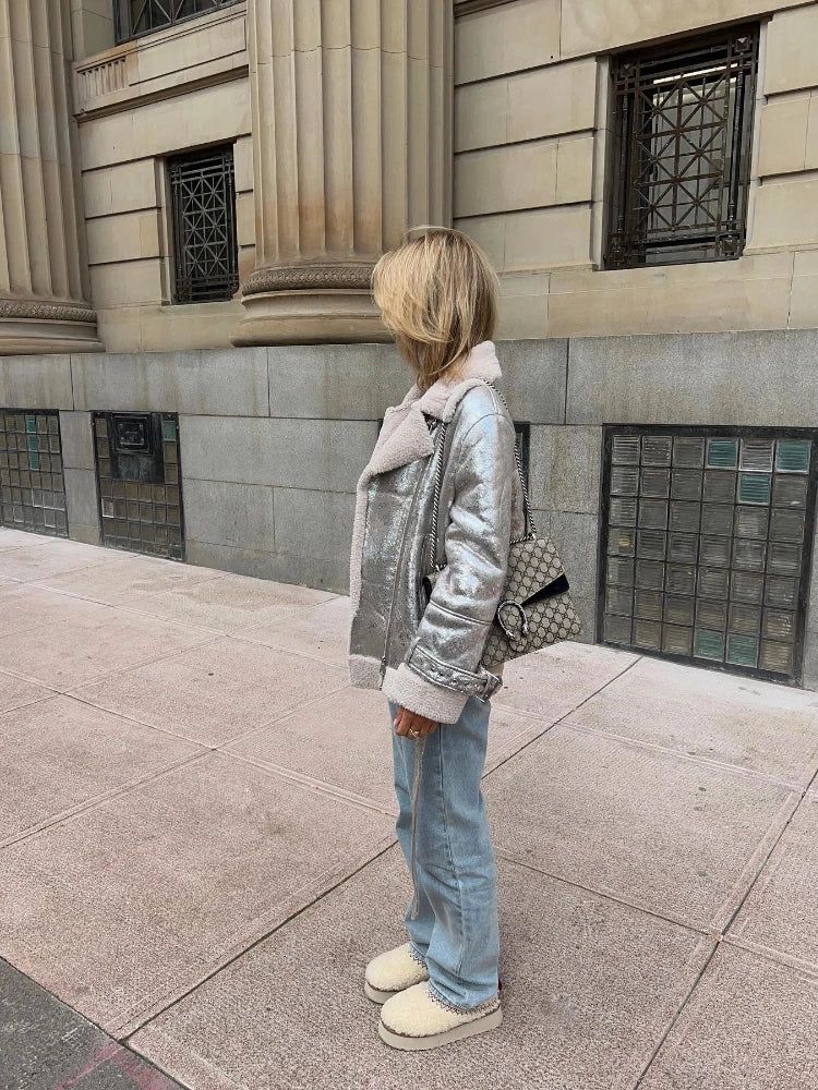 Aria | Crop Jacket mit Wasserdichtem Material und Stilvollem Design für Abenteuerlustige