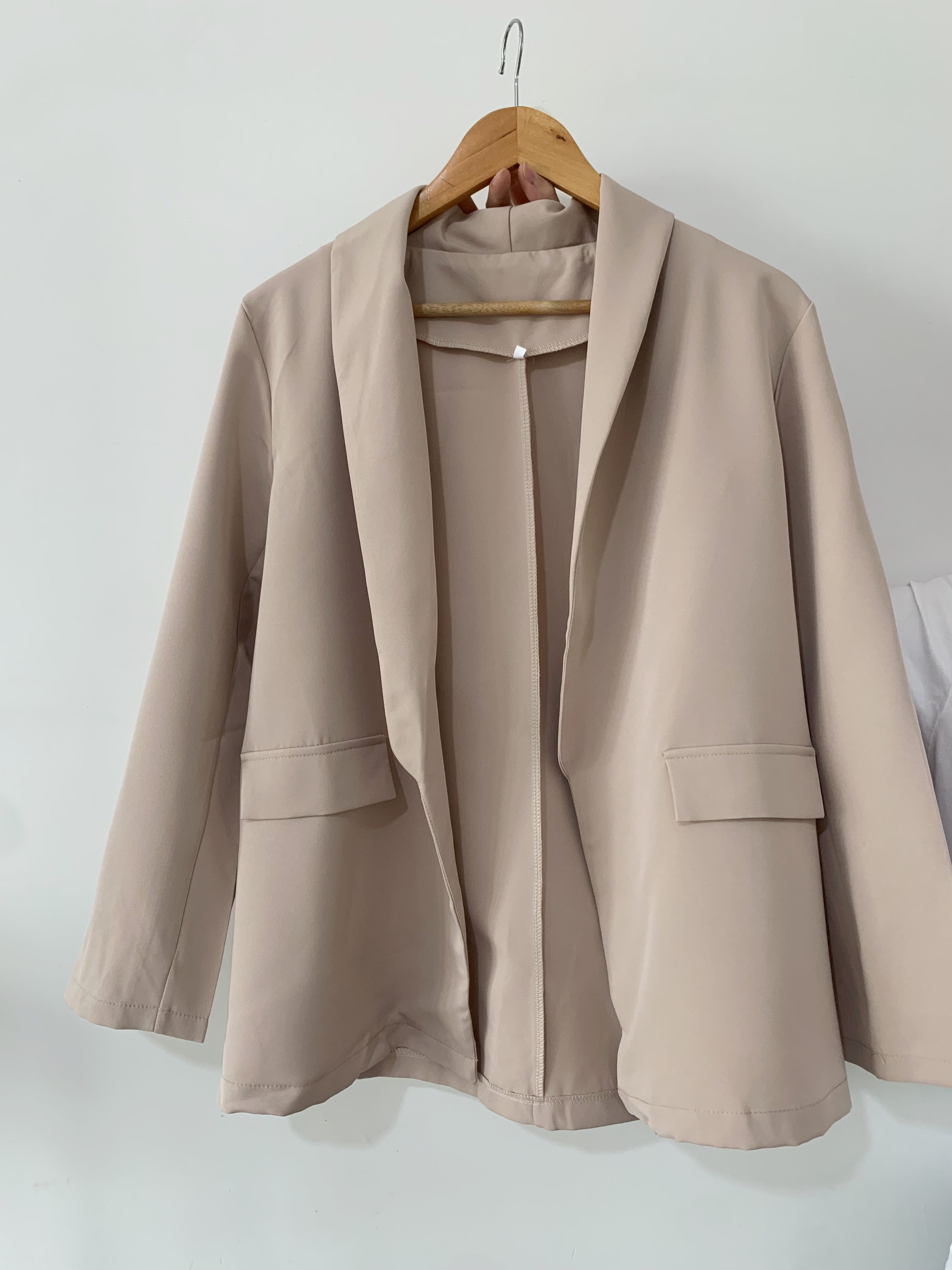 Livia | Blazer mit Stil und Komfort für die Wintergarderobe