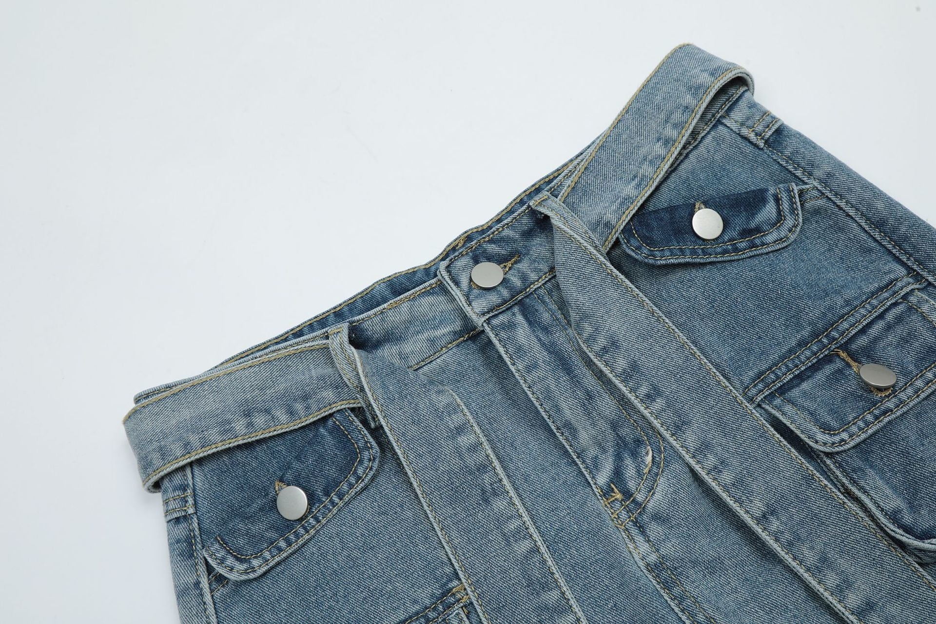 Livia | Denim-Rock mit Praktischen Taschen und Modernem Design für Frauen