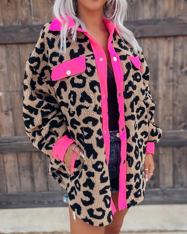 Livia | Leopardenmantel mit wasserdichtem Gewebe und stylischem Design für Frauen
