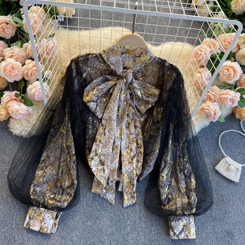Aurora | Bluse mit Eleganten Details und Vorteilhafter Passform für Frauen