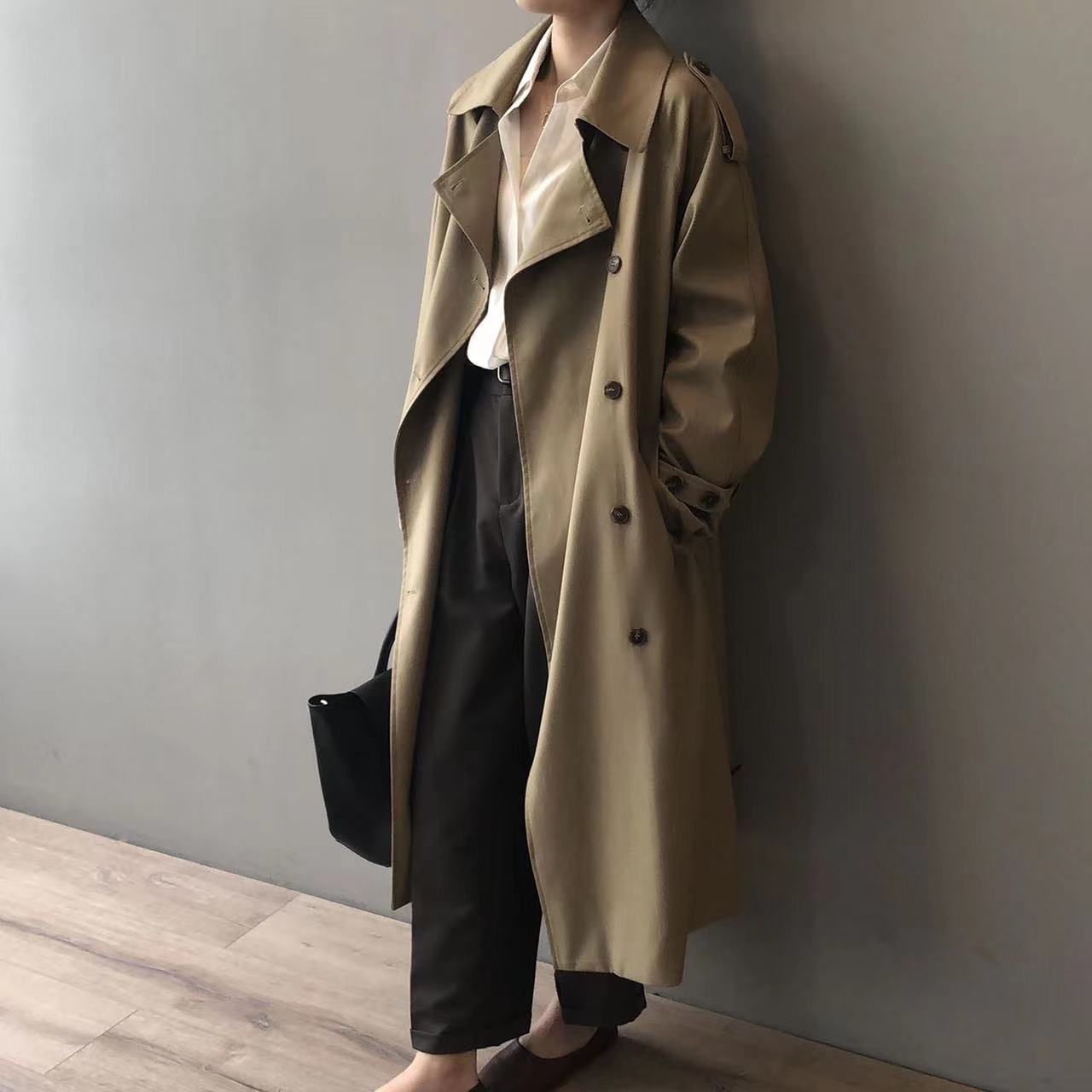 Klara | Trenchcoat mit Doppelreihigem Design und Eleganter Passform für Damen