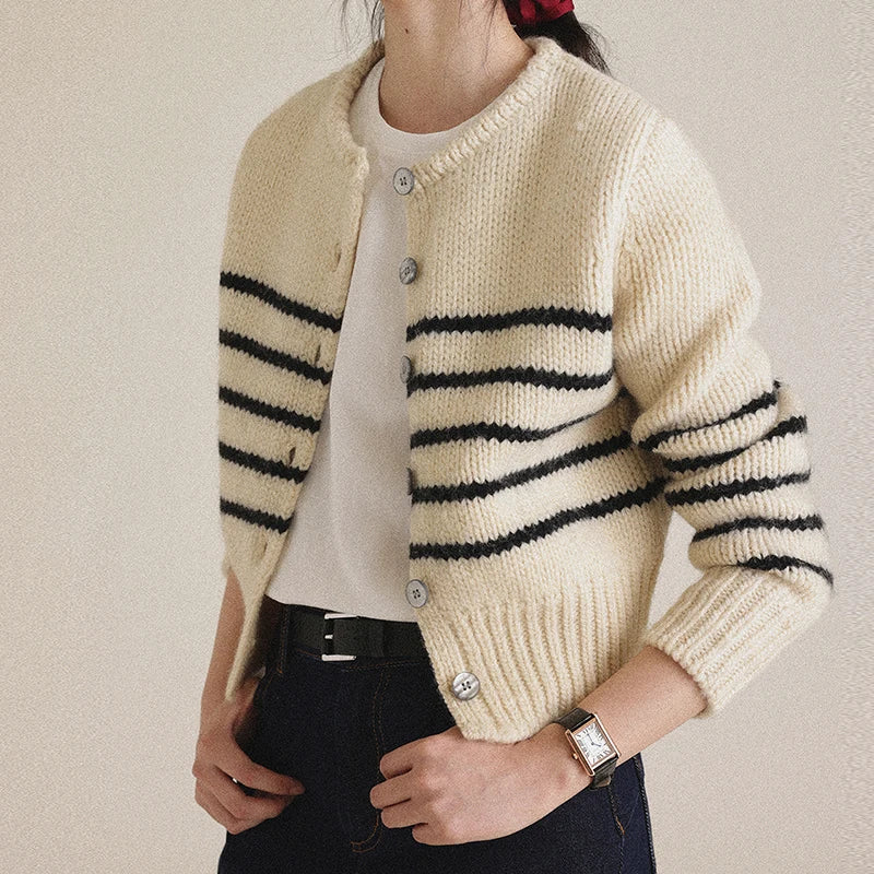 Livia | Strickmantel mit Eleganten Streifen und Warmem Komfort für den Herbst