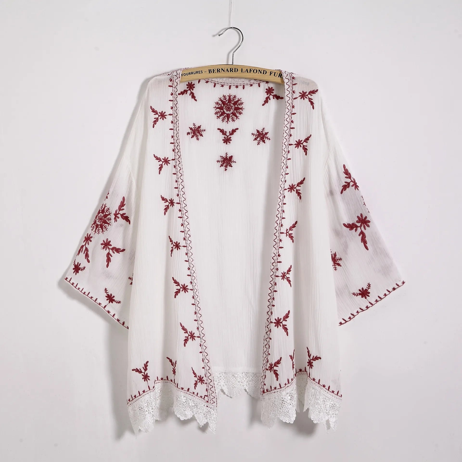 Amara | Kimono mit Leichter Passform und Blumiger Stickerei für Damen