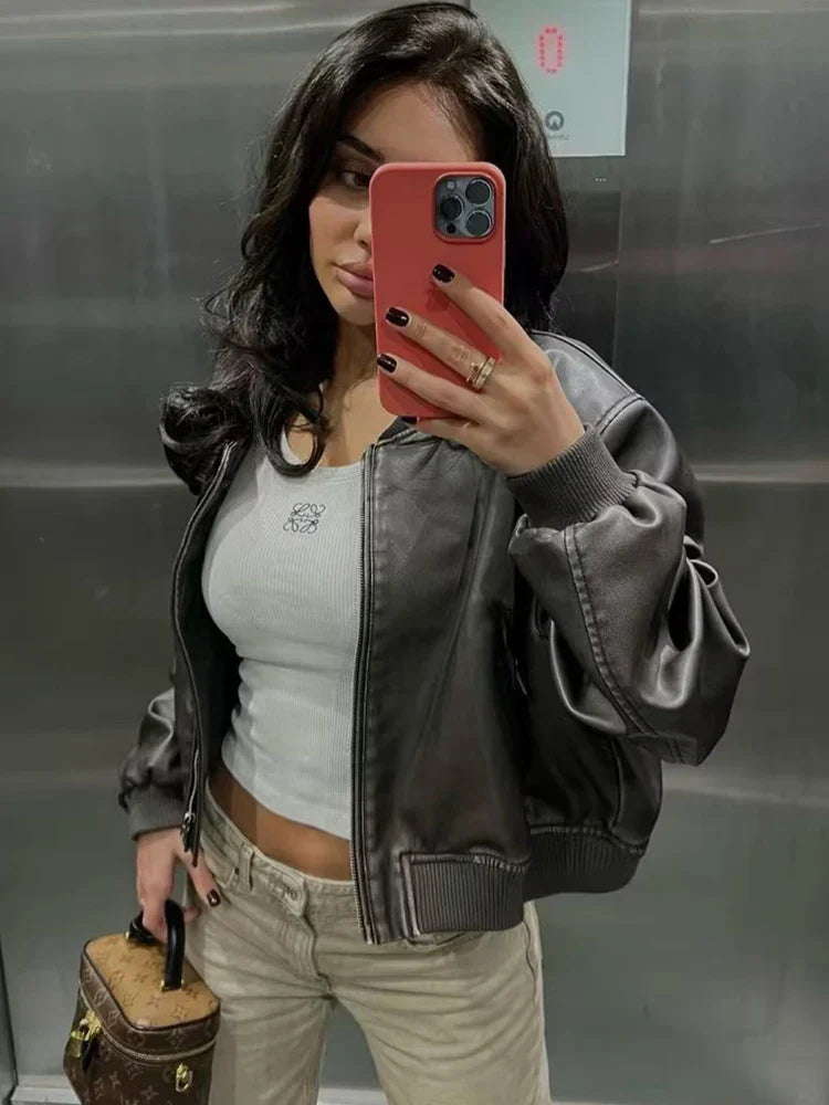 Livia | Bomberjacke mit Vintage PU-Leder und praktischen Taschen für Damen