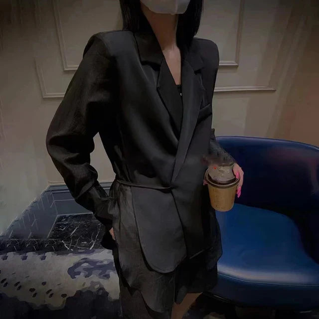 Livia | Blazer mit Modischem Schnürverschluss und Bequemer Passform für Damen